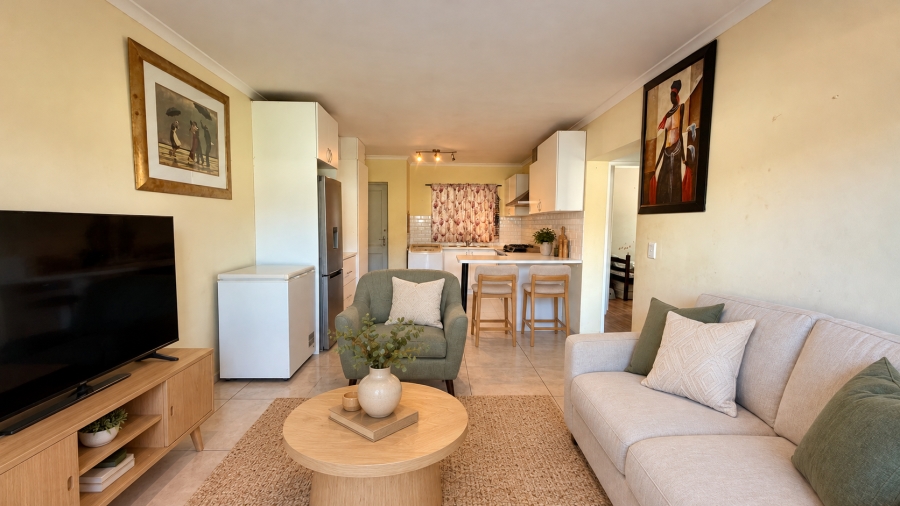 2 Bedroom Property for Sale in Gordons Bay Central Western Cape